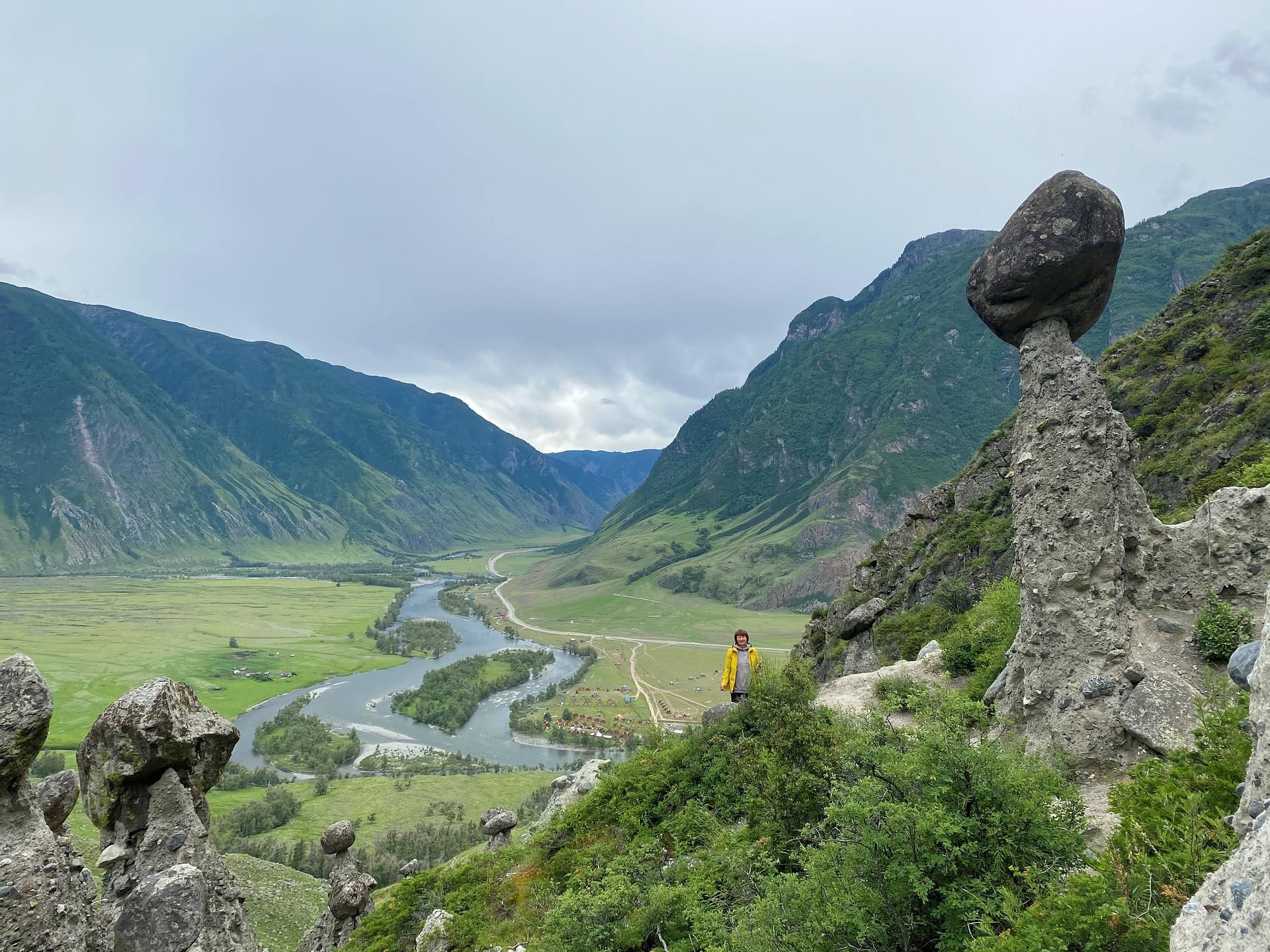 Телецкое озеро и Каменные грибы долины Чулышман