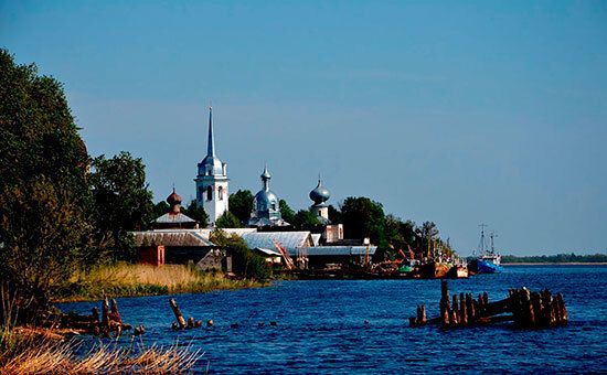 Столицы древней Руси на берегах реки Волхов под звон валдайских колокольчиков