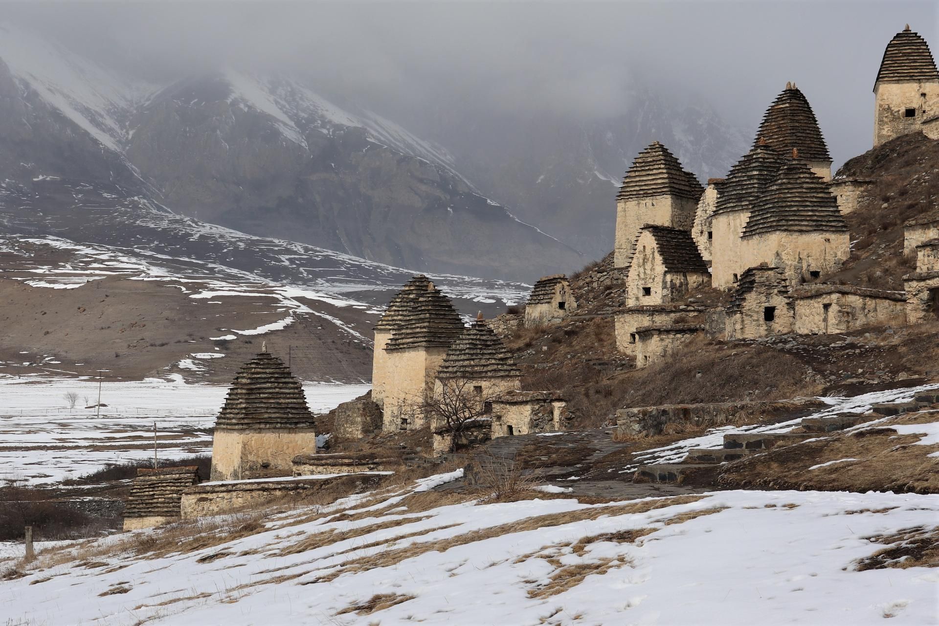 От Осетии до Чечни через Ингушетию (+Новый год 2024)