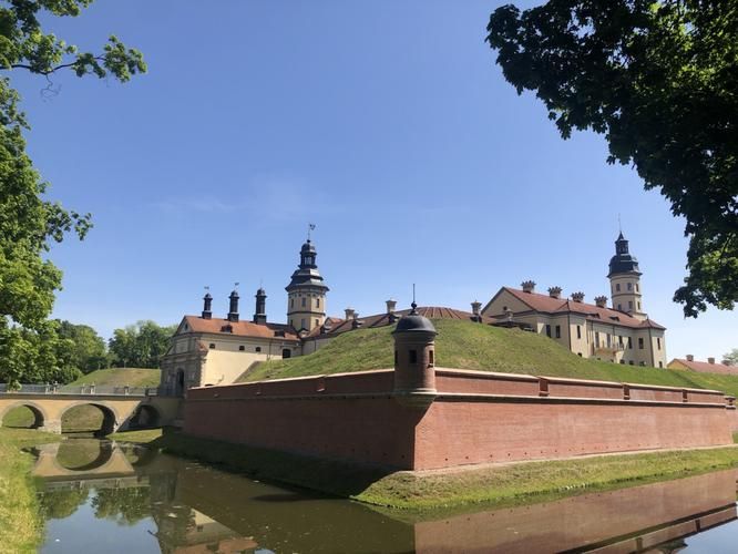 Королевское турне по замкам и дворцам восточной Белоруссии (промо)