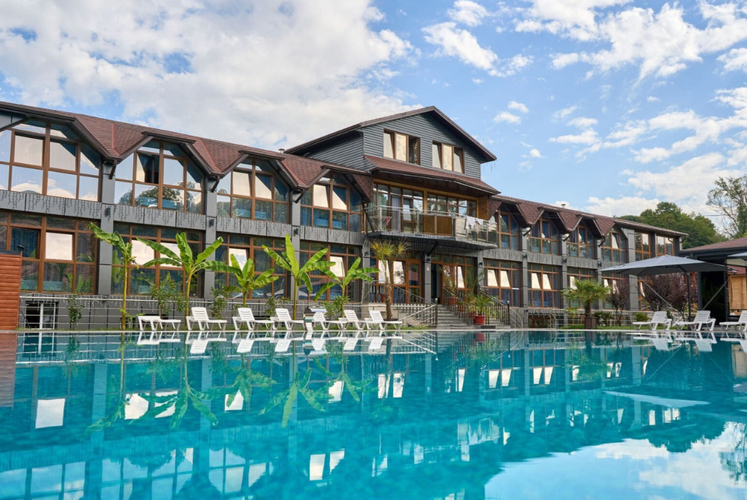 Белла (пос. Каменномостский)