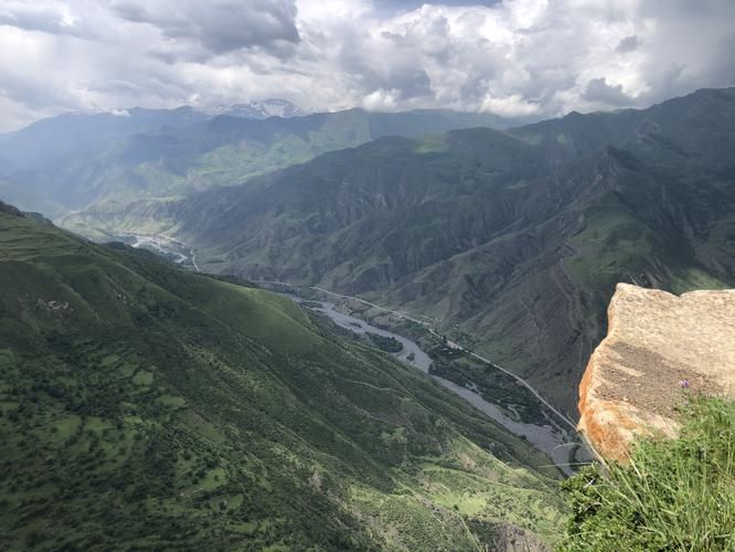 Восхождение на Эльбрус с южной стороны — где каждый шаг вплетается в ткань небес