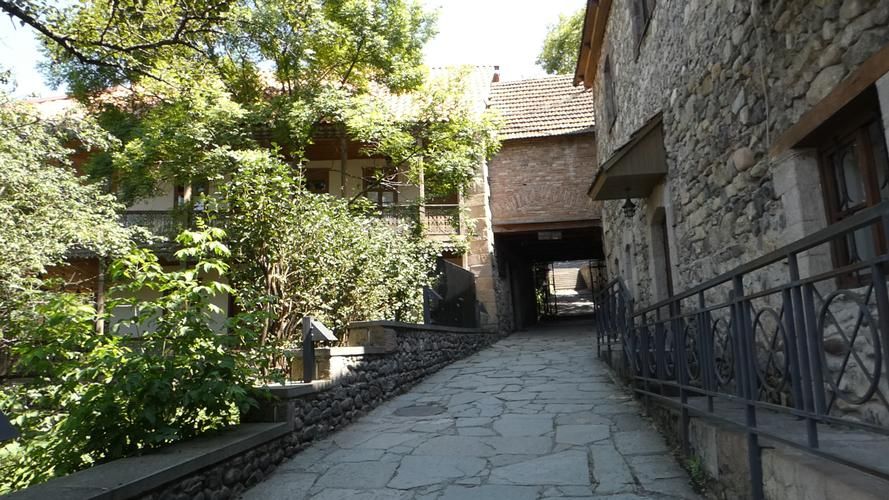 Рождественское путешествие по древним церквям и тёплым очагам Армении