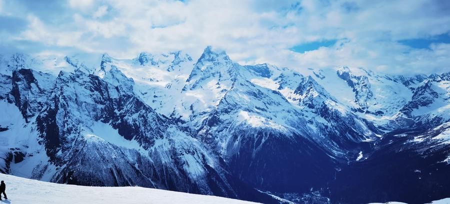 Новый год в Кисловодске: традиции, снег и курортная атмосфера