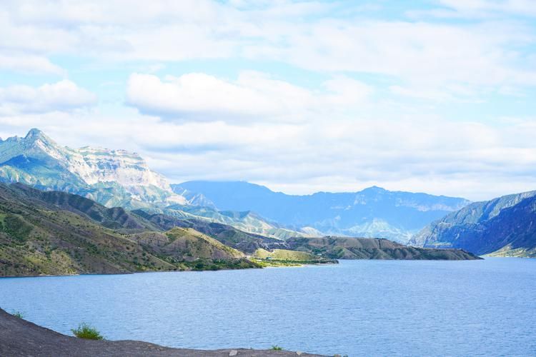 Огни, что горят в тишине гор