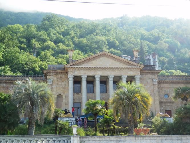 Там, где Сочи заканчивается — Абхазия начинается