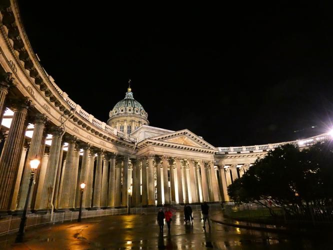 Рождественская сказка в Выборге: средневековая атмосфера и зимние чудеса