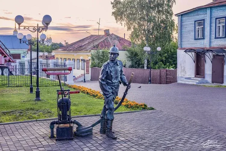 Владимир: где история дышит сквозь камень