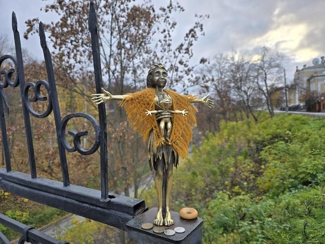 Следами кисти Васнецовых