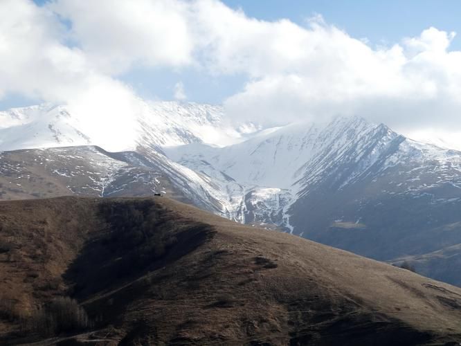 Где реки поют, а горы хранят тайны