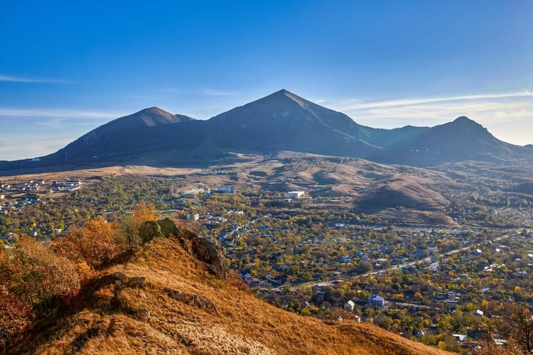 От снежных вершин до зелёных долин