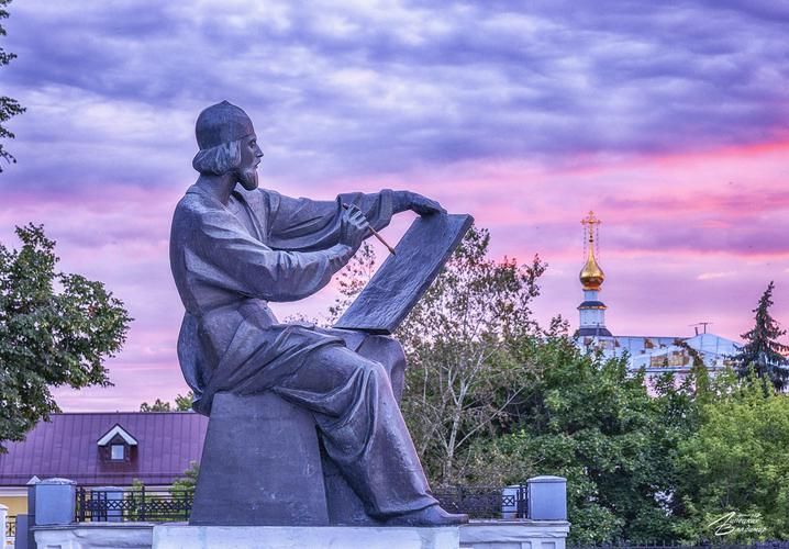 Автобус | Дух Древней Руси: путешествие в мир белокаменных храмов и легенд
